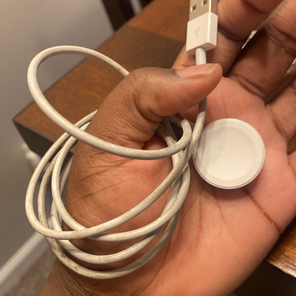 Series 3, Apple Watch 42MM - Picture 11 of 11